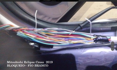 Mitsubishi-Eclipse cross-19.1.jpg